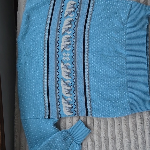 L.L.Bean Nostalgic Sky Bkue Wool Blend Polar Bear Intarsia Crewneck Medium - Picture 5 of 8